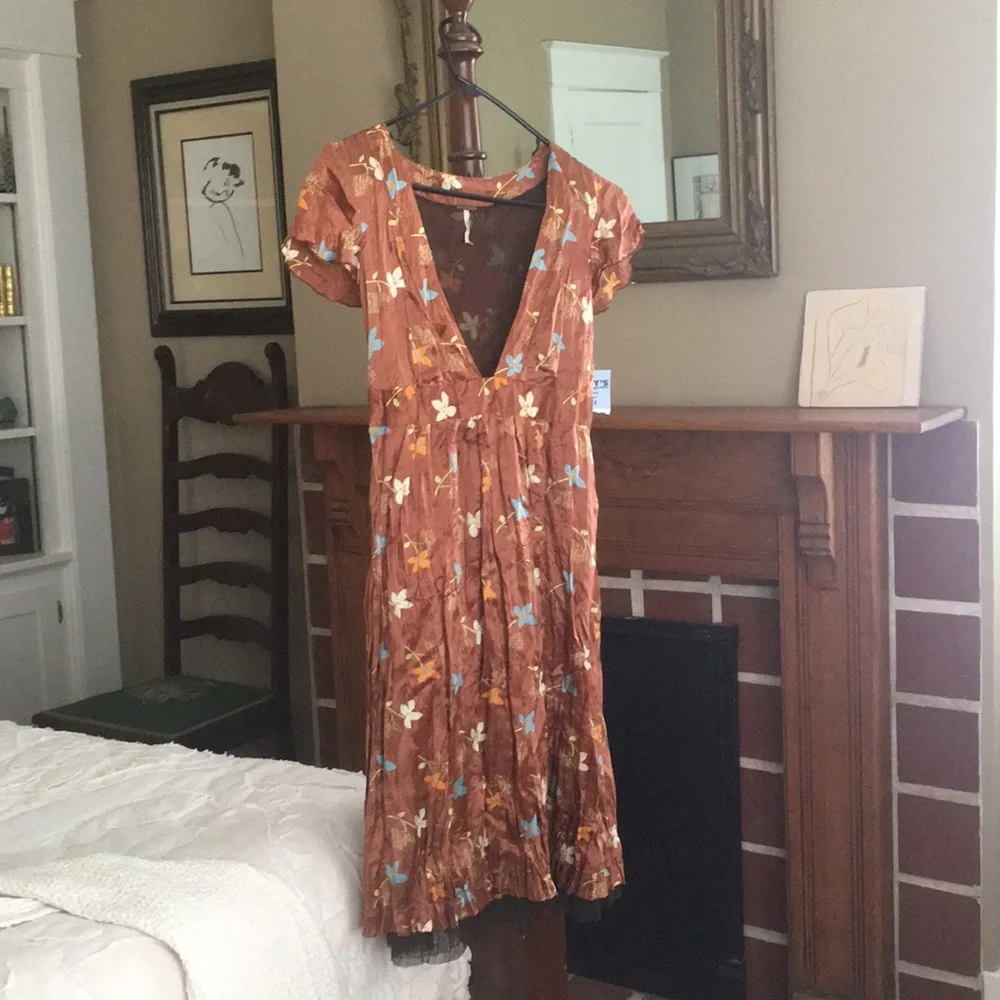 Free People‎ Silk Dress - Picture 2 of 4